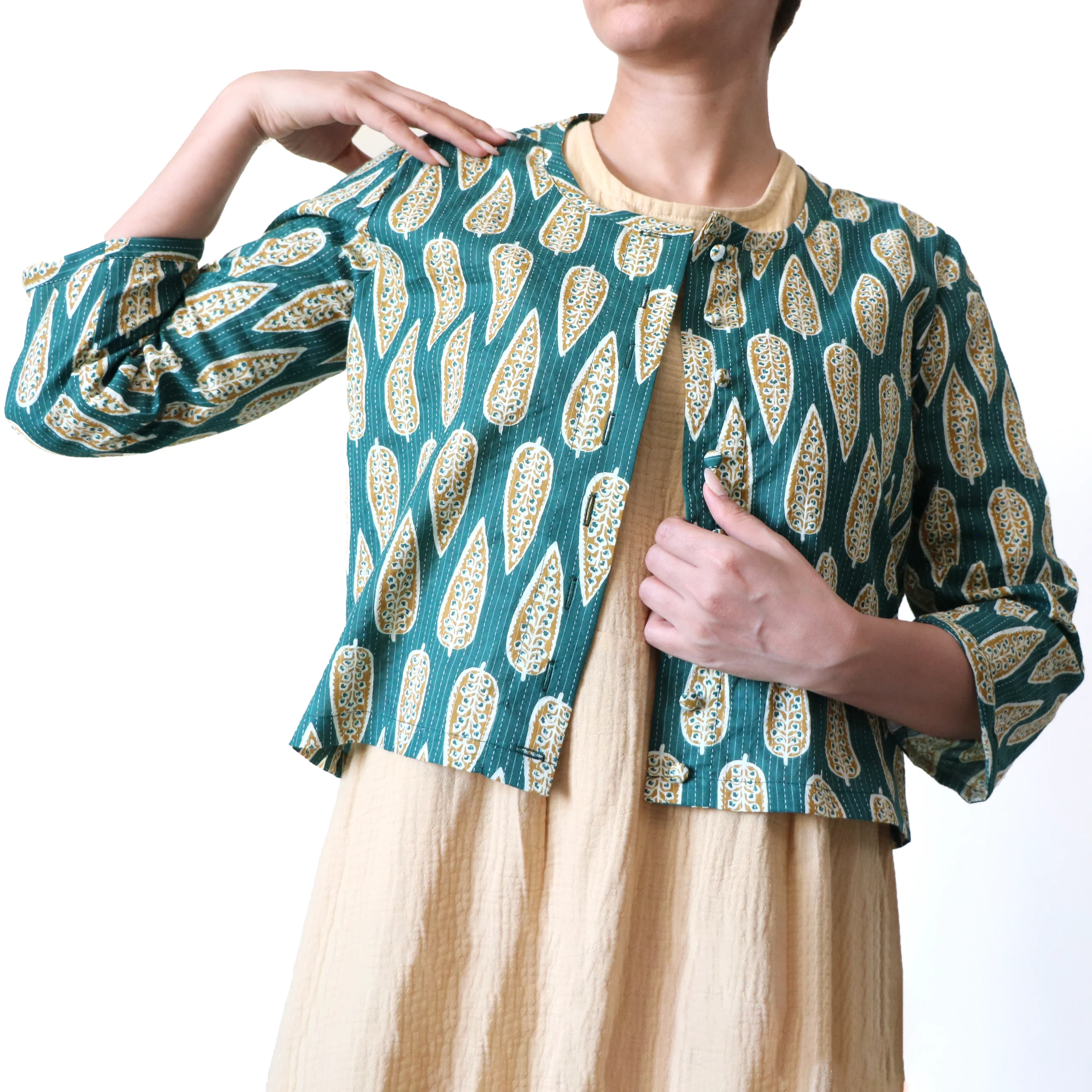 کراپ کت باتیک - مدل سرو (Sarv) کراپ کت باتیک - مدل سرو (Sarv)